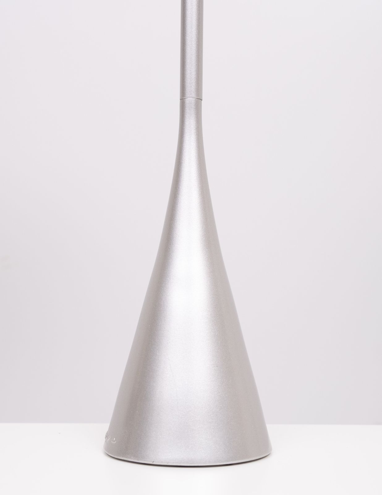 photo buy Pair Of Pascal Mourgue For Ligne Roset "Cinna" Cast Aluminum Table Lamps