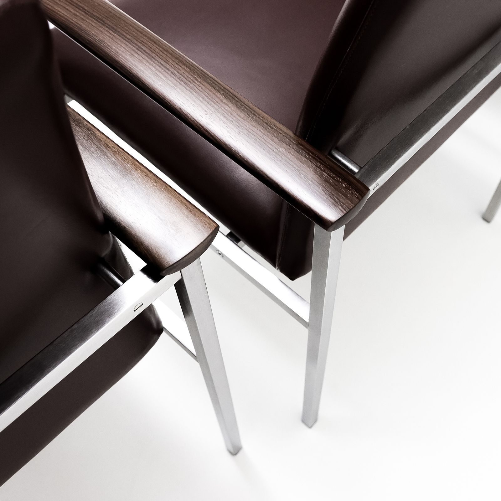 4950.0 Set Of 6 Sigvard Bernadotte Vintage Danish Armchairs In Brushed Steel, Walnut And Leather photo