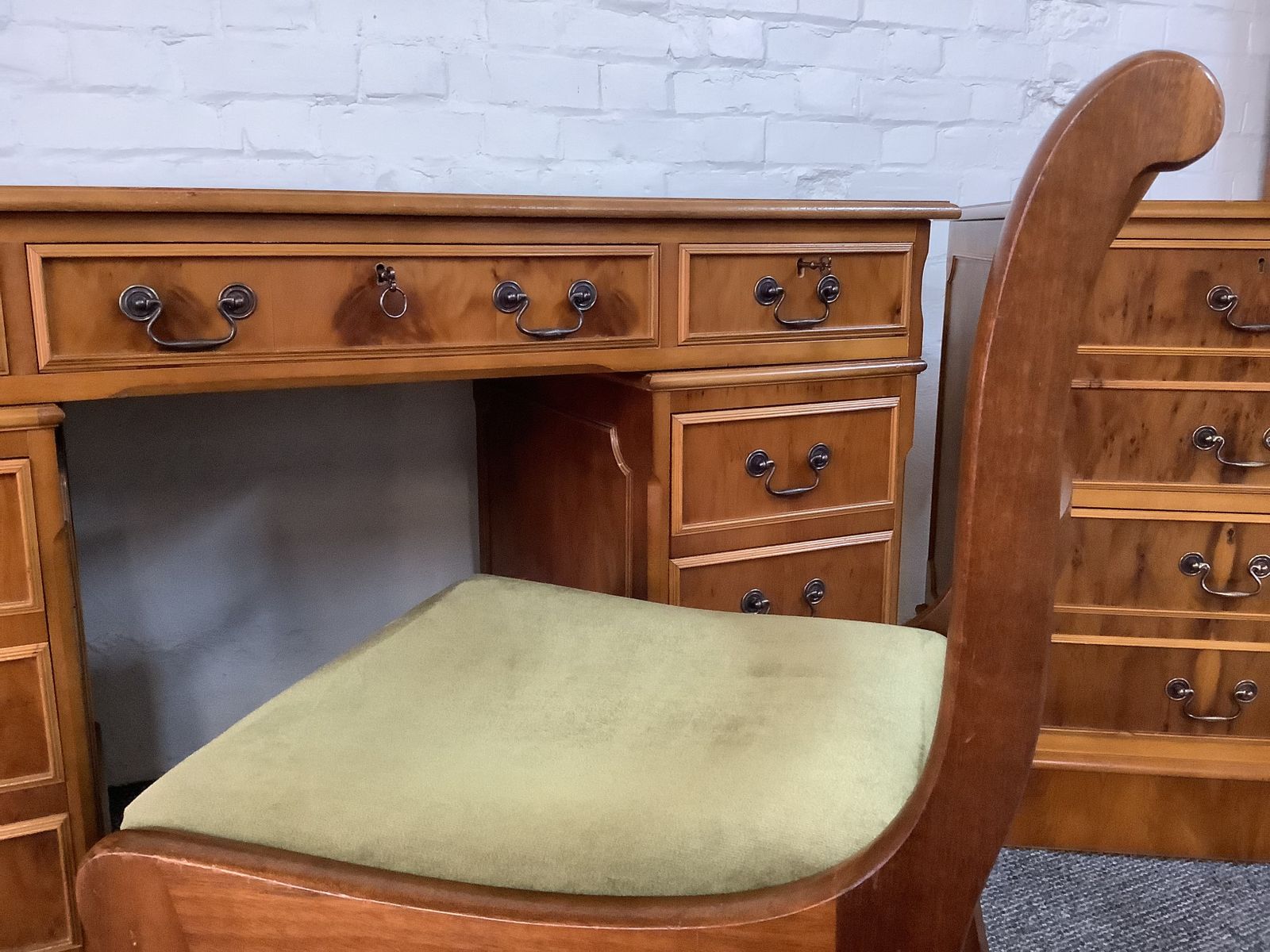 photo vintage Edwardian Reproduction Desk And Other Matching Office Furniture.