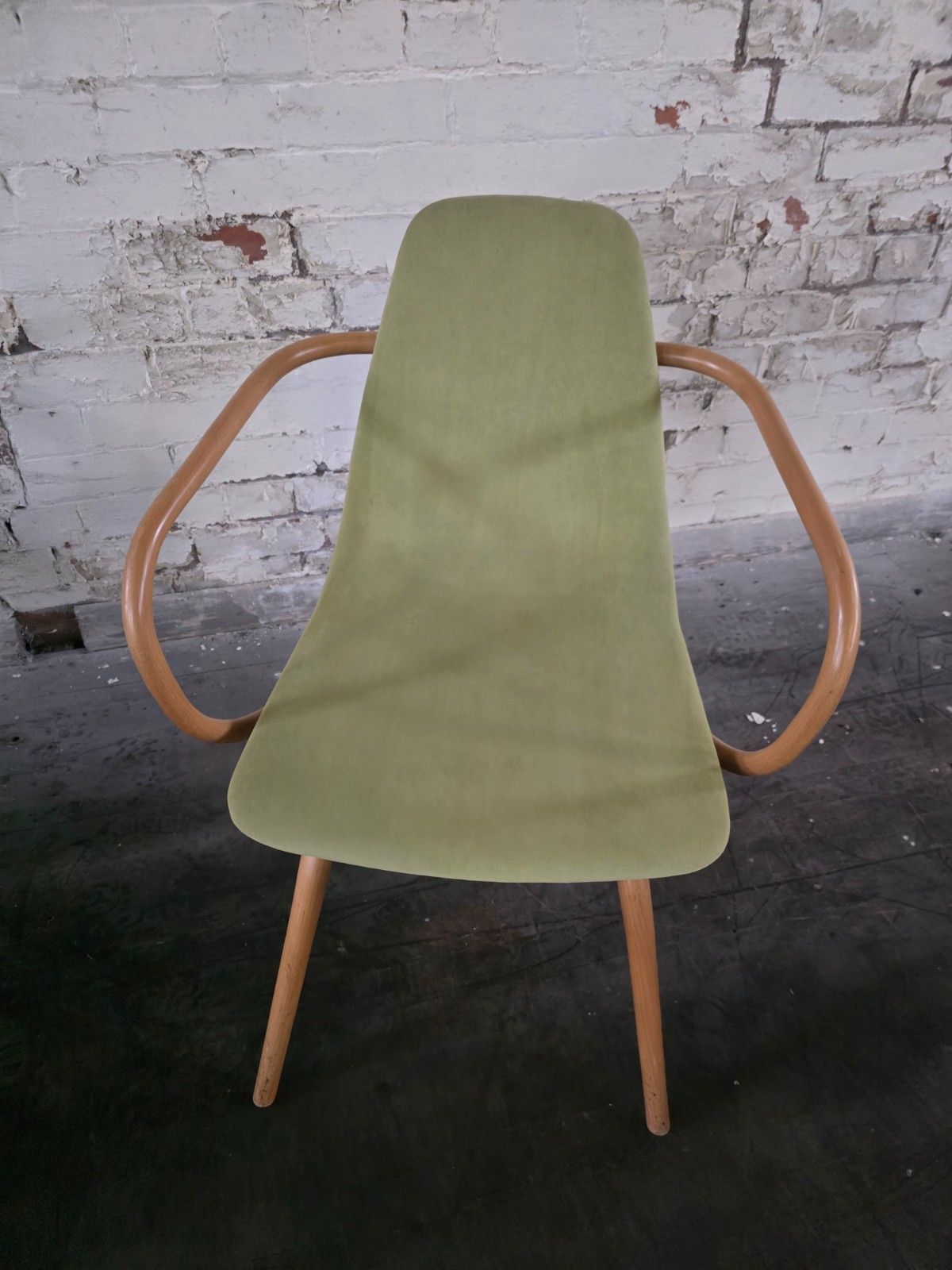 A Pair Of Ton Bentwood Armchairs photo vinterior