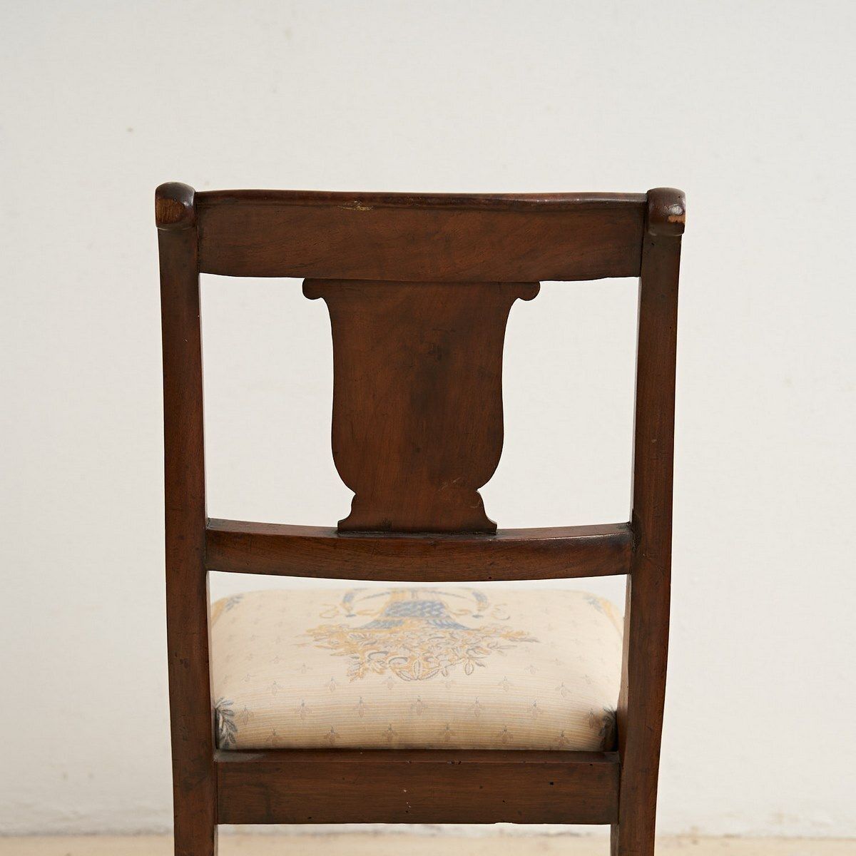 Pairs Of Chairs From The 19th Century photo vinterior