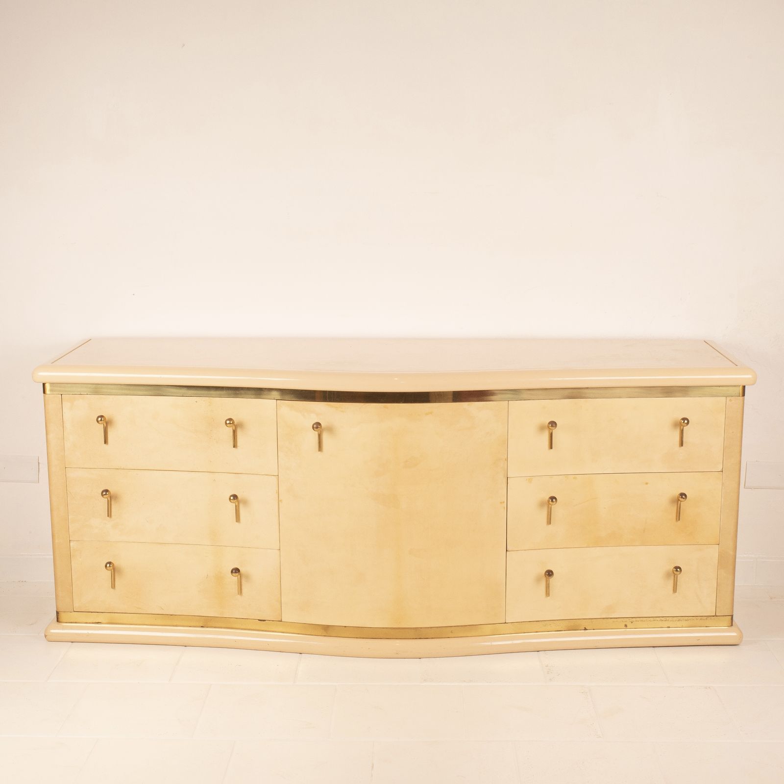 Curved Parchment Cabinet "Neptune" By Luciano Frigerio For Frigerio Di Desio photo for sale