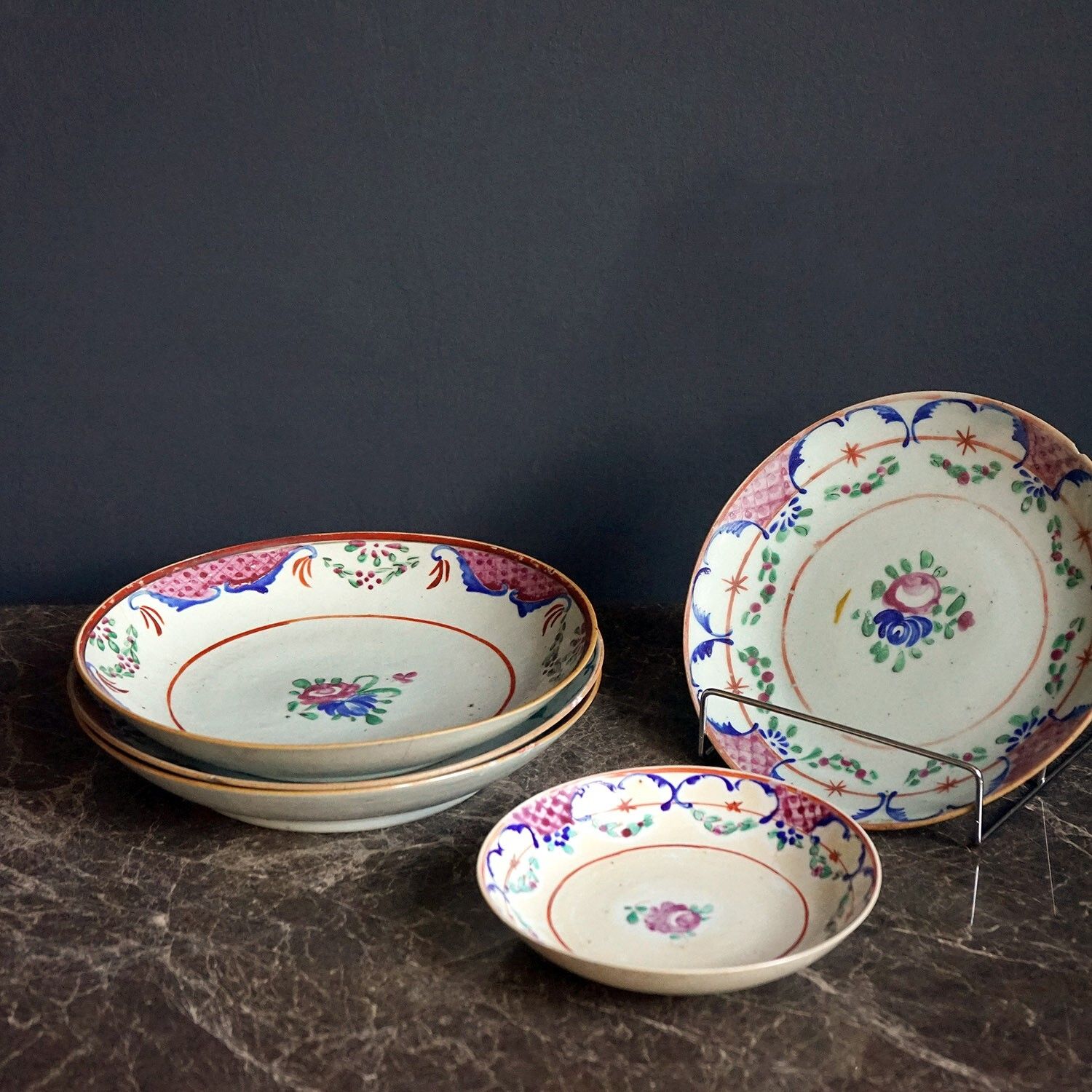 Collection Of Antique Chinese Export Porcelain Bowls, Early 19th Century photo furniture