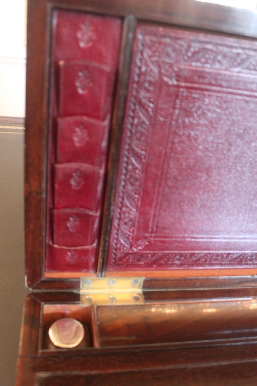 A Fine Late Georgian Rosewood Bi Fold Writing Slope With Secret Drawers photo buy