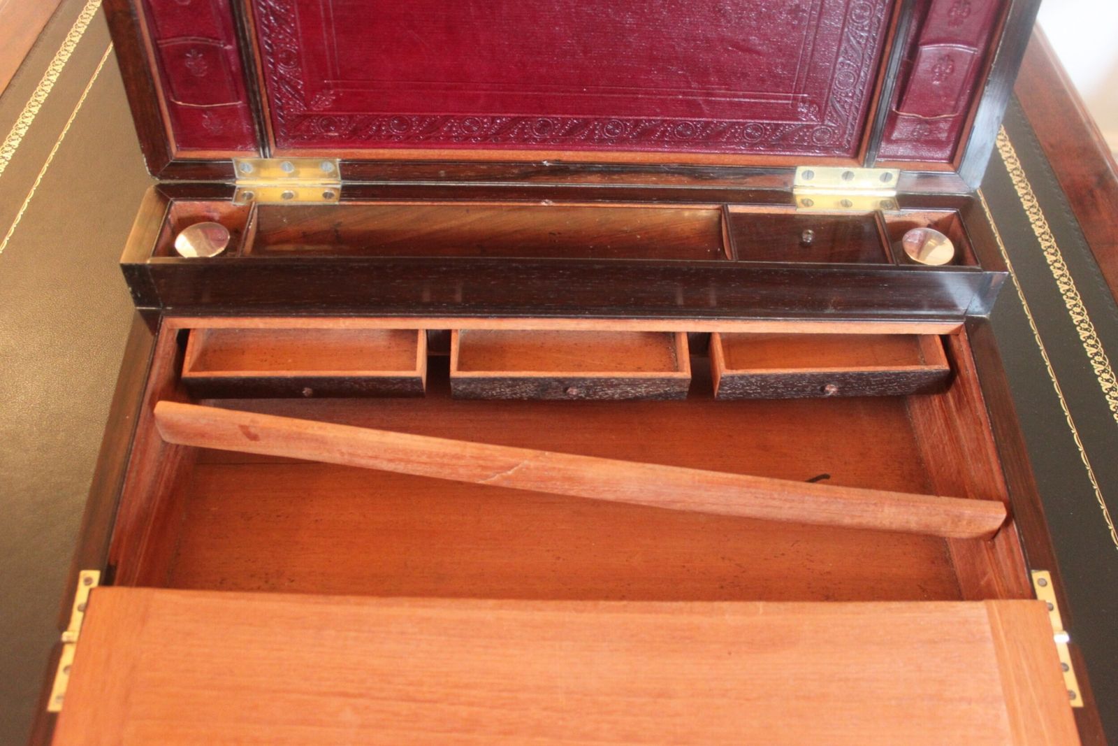 Furniture A Fine Late Georgian Rosewood Bi Fold Writing Slope With Secret Drawers photo
