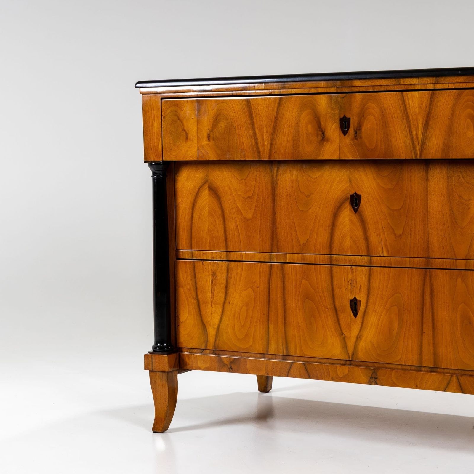 Biedermeier Chest Of Drawers, Franconia, Circa 1820 photo vinterior