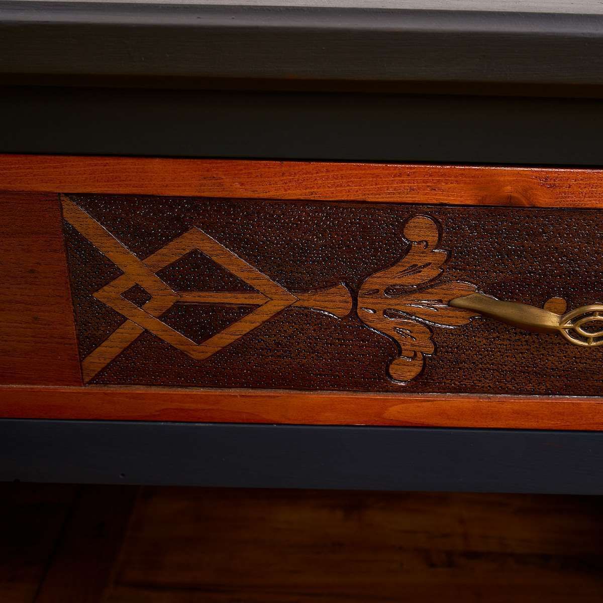 Vintage Chest Of Drawers With Elegant Inlays photo buy