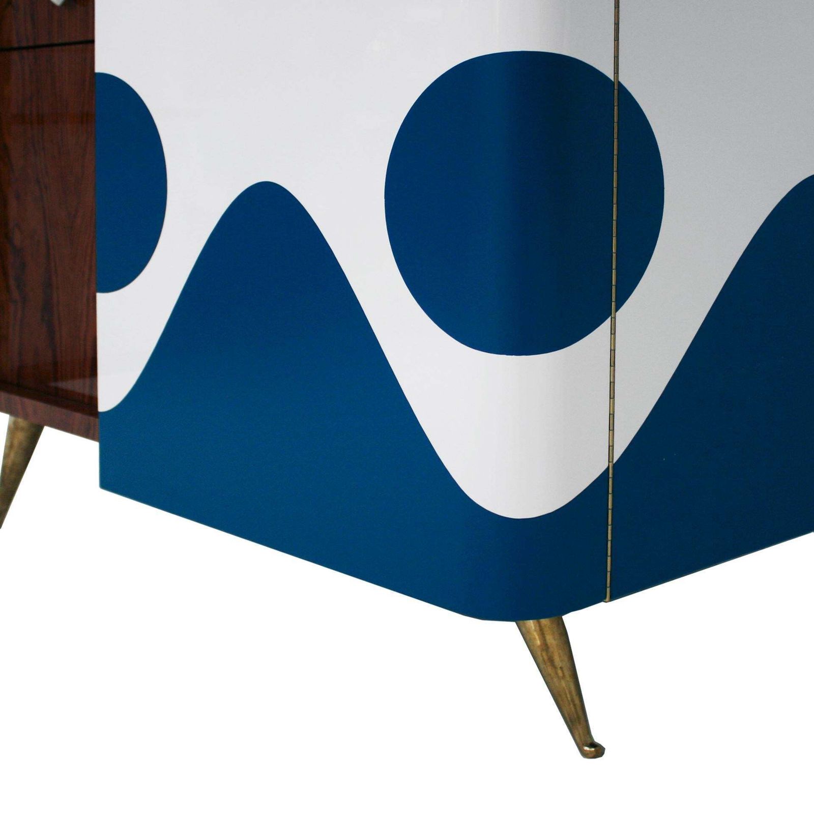 L.A. Studio Lacquered White Wood Paolo De Poli Handles Italian Drinks Cabinet photo vinterior