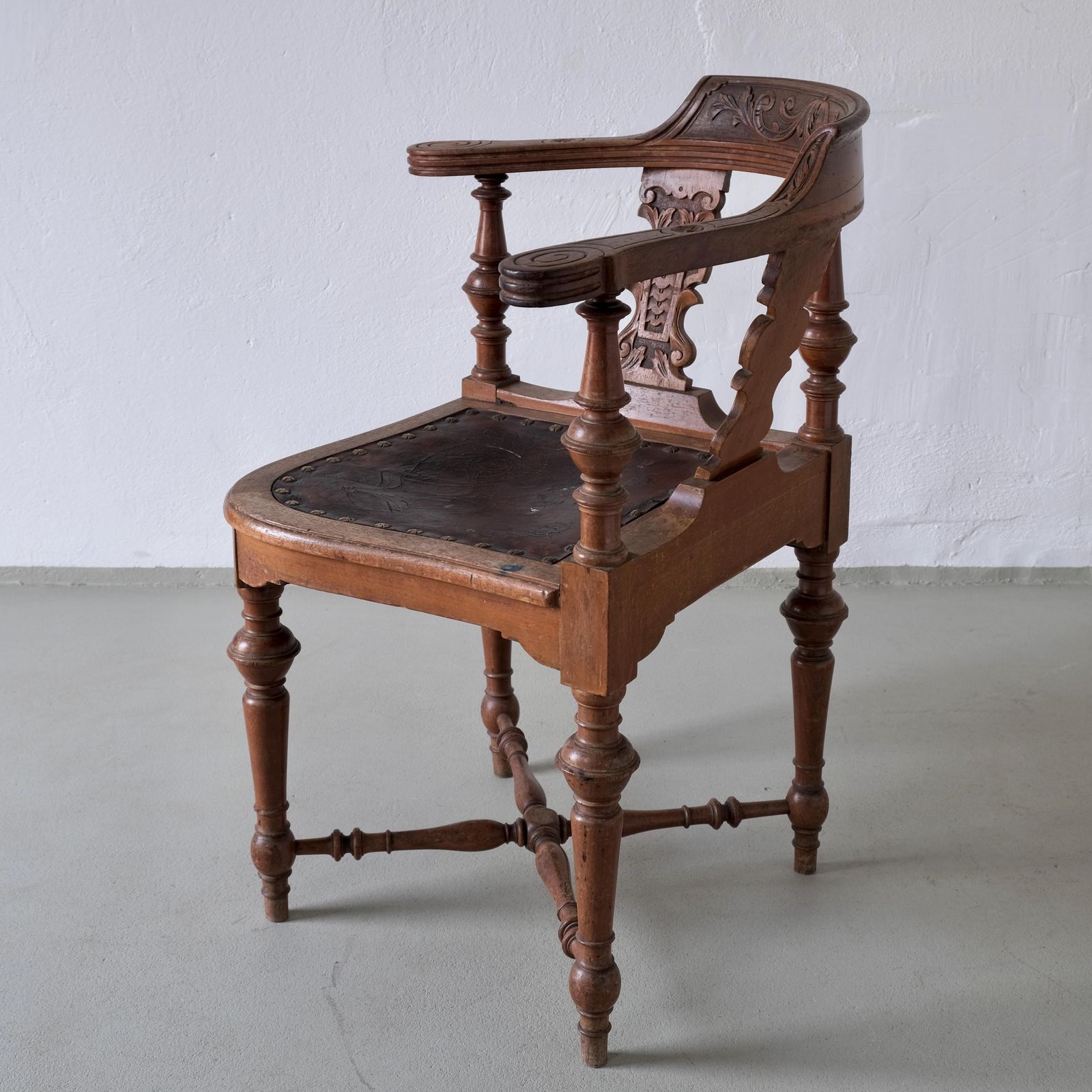 Antique Carved Corner Chair With Leather Seat photo buy
