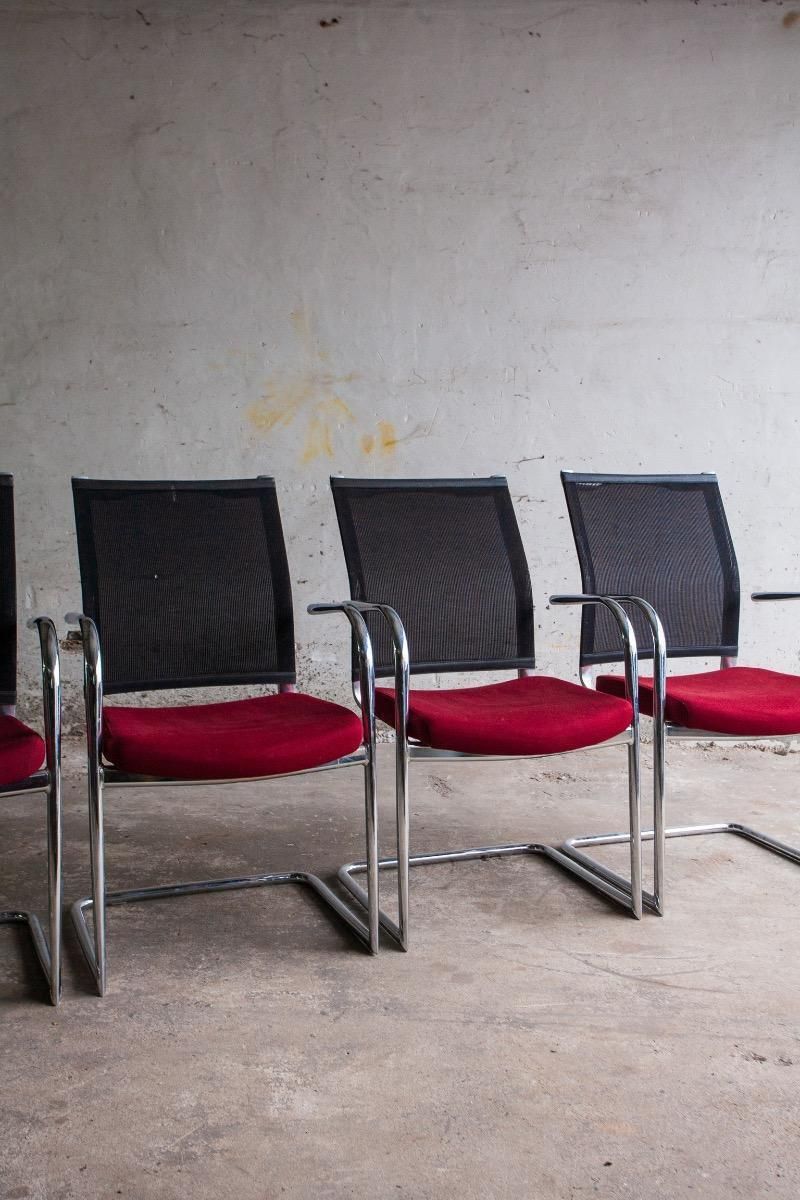 photo furniture Vintage Office Chair In Aluminum