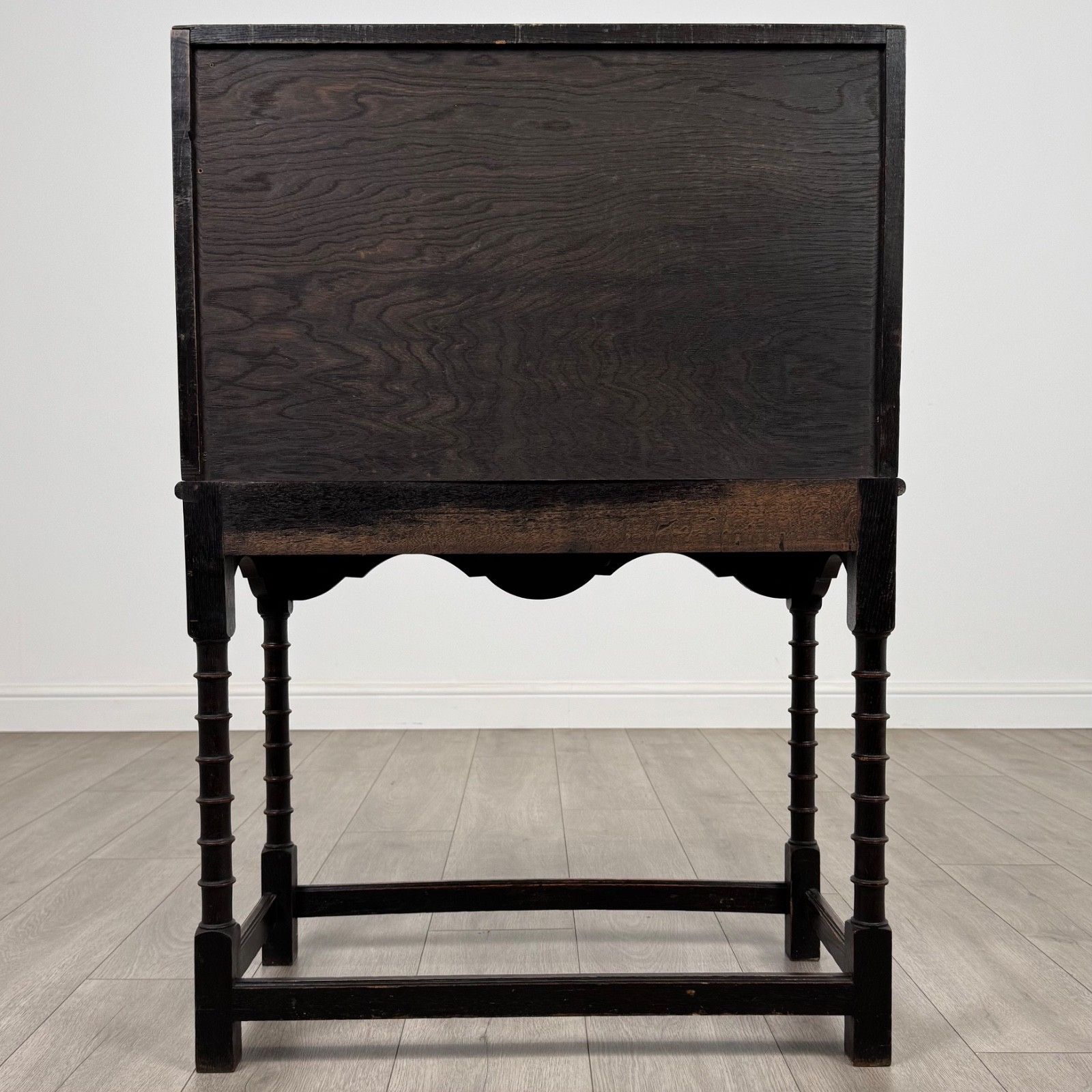 Antique 20th Century Jacobean Style Bureau In Oak photo vinterior