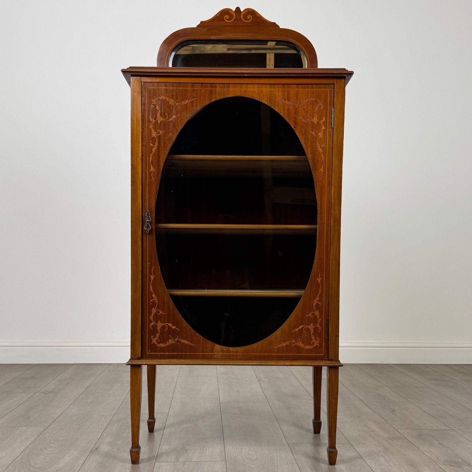 Antique 20th Century Inlaid Display Cabinet In Mahogany