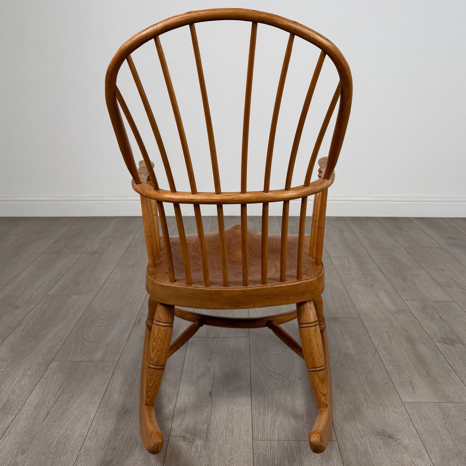Antique 20th Century Fine Quality Rocking Chair In Ash photo Furniture