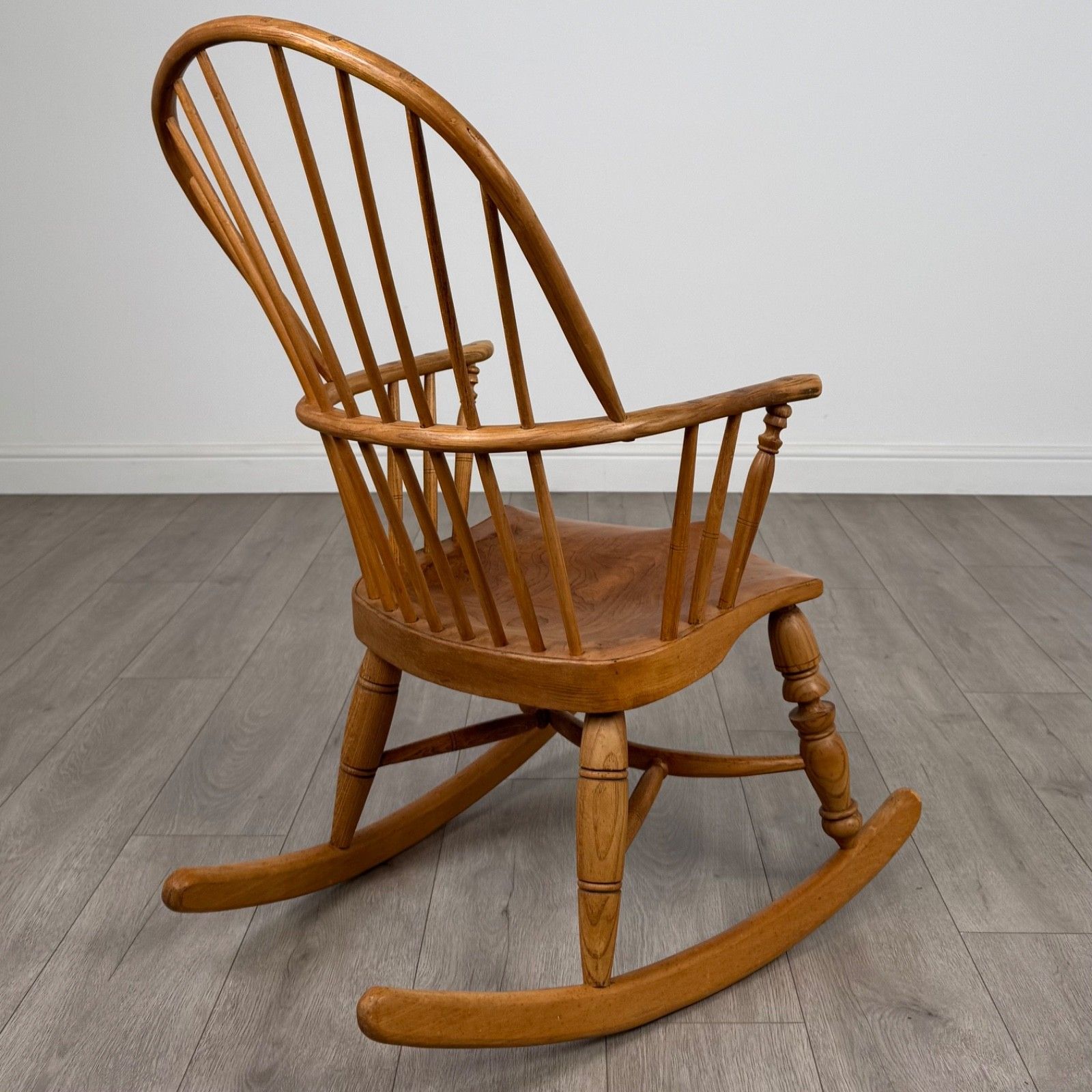 Antique 20th Century Fine Quality Rocking Chair In Ash photo 685.0