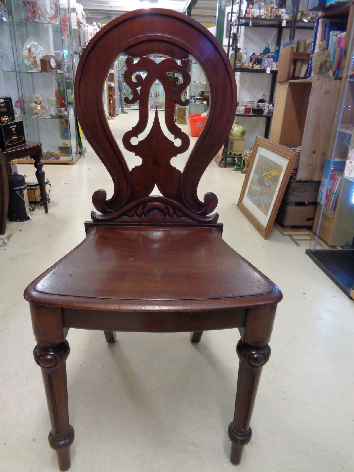 photo furniture Heavy Mahogany Hall Chair, Mid 20th Century