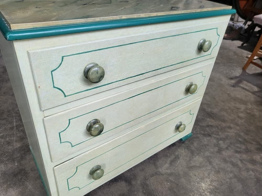 photo furniture Antique Victorian Painted Small Low Chest Of Drawers