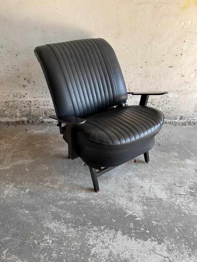 photo buy Vintage Racing Chair In Black Imitation Leather