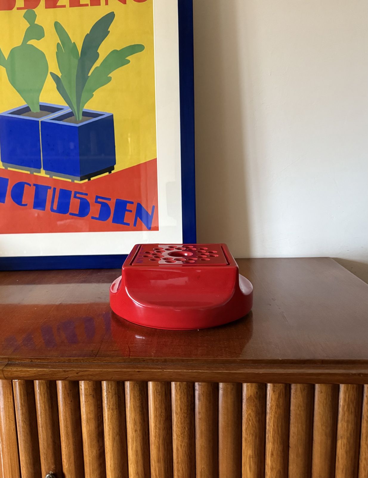 Space Age Red Ceramic Ashtray, Studio Opi, Gabbianelli Italy Ca. 1970 photo Home Decor