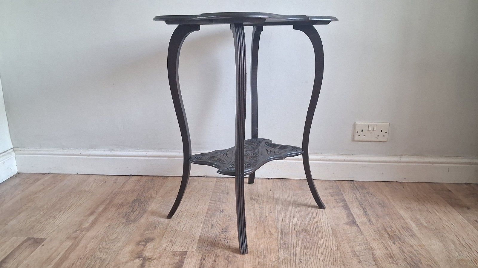 photo vinterior Arts And Crafts Ebonised Hardwood Japanese Carved Hall /Side/Lamp ..Table