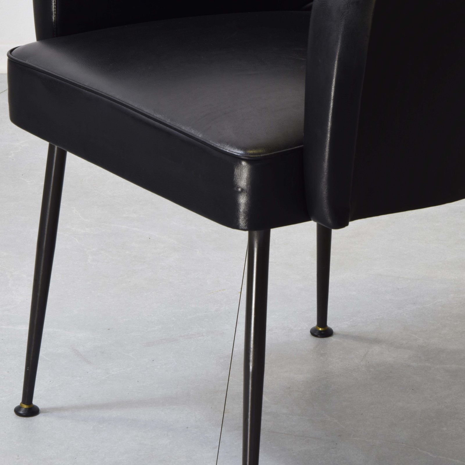 photo furniture Eero Saarinen In The Manner Armchairs In Sky 1960s.