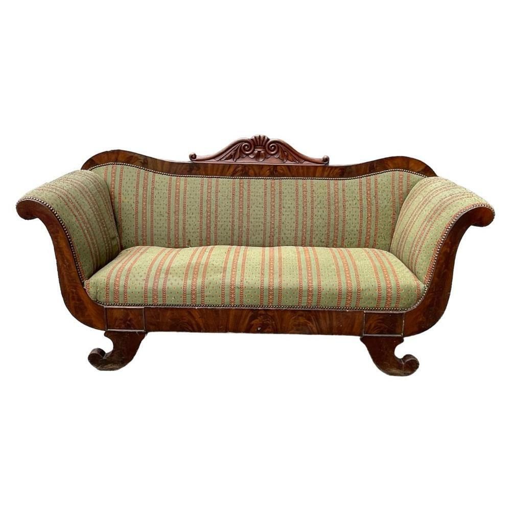 photo vintage Antiek Gondelvormige Sofa In Charles X Stijl, 19e Eeuw