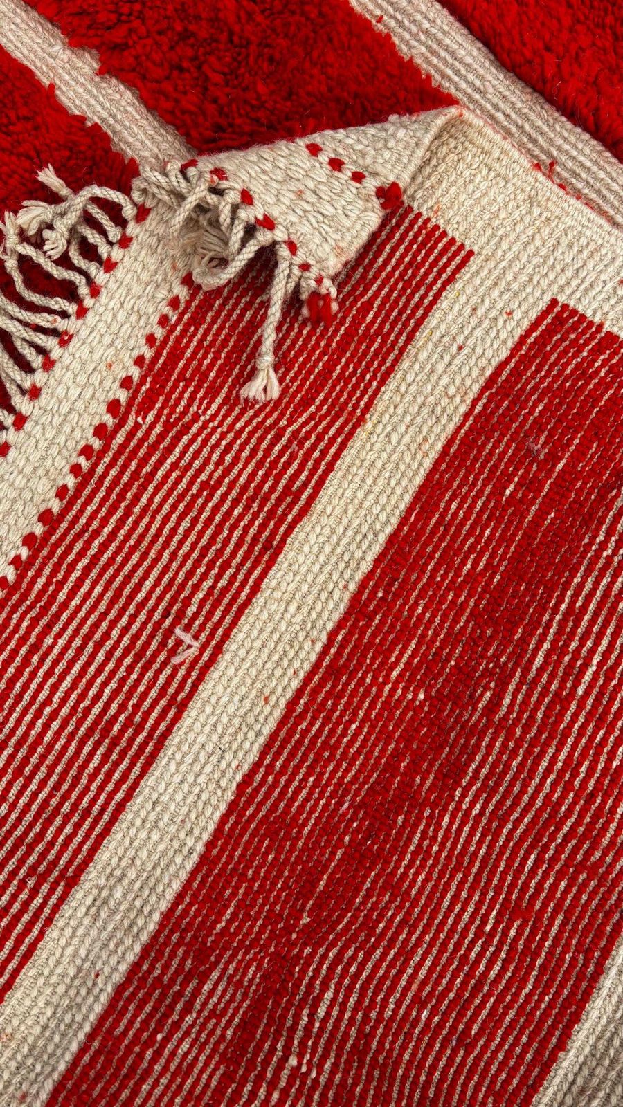 photo buy Handwoven Moroccan Mrirt Wool Rug 190x300 Cm | Red And Cream Geometric Design | Modern Berber Carpet / Moroccan Beni Ourain Carpet