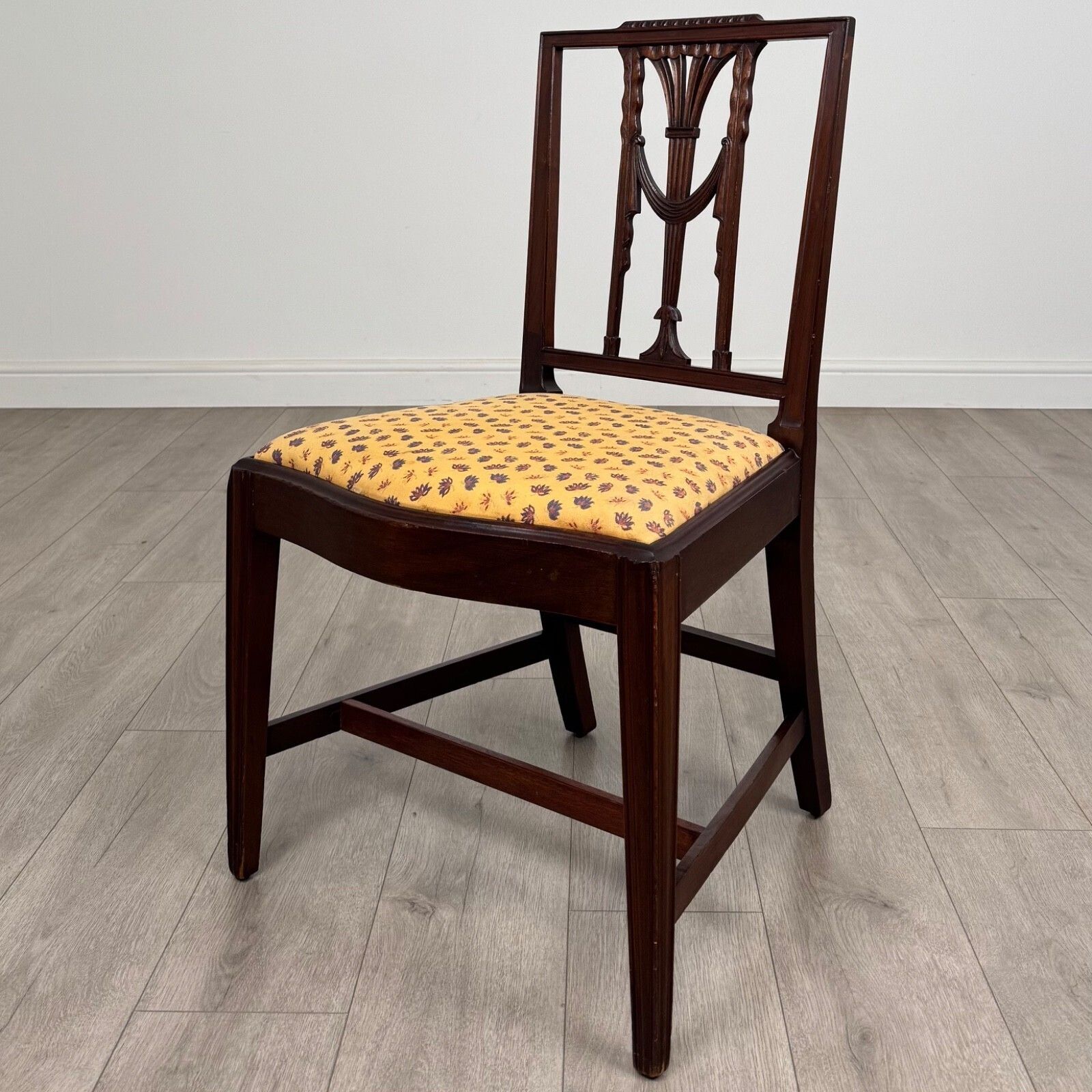 Antique 19th Century Set Of 6 Dining Chairs In Mahogany photo for sale