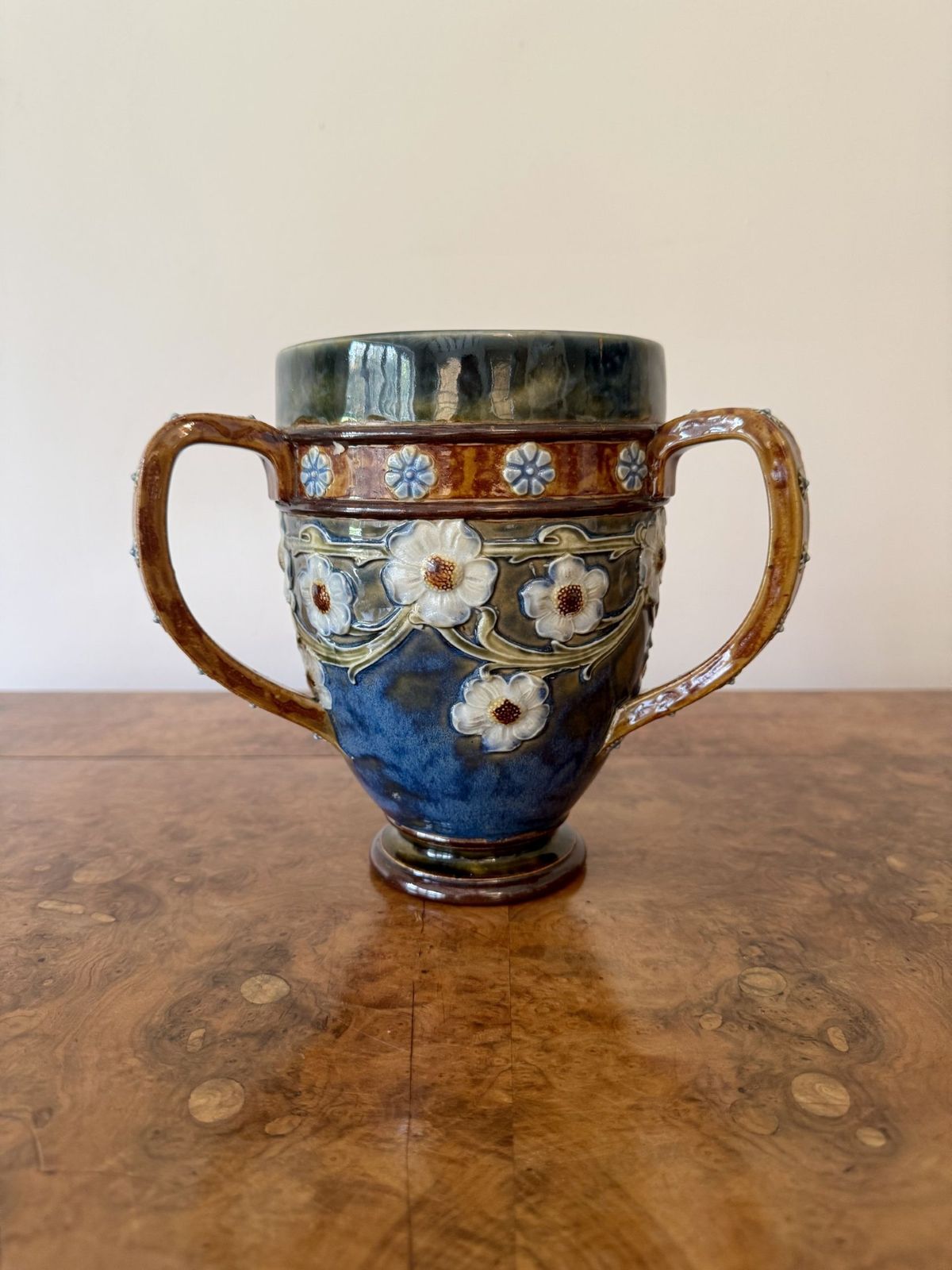 Fantastic Quality Pair Of Antique Royal Doulton Loving Cups photo for sale