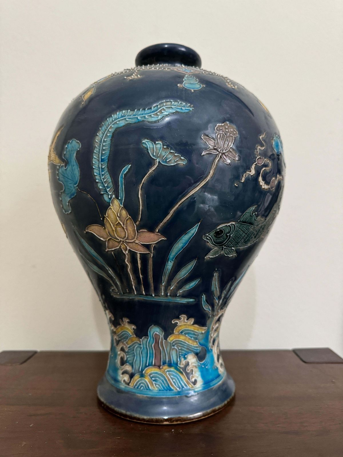 photo for sale Chinese Ming Style Fahua Meiping Vase