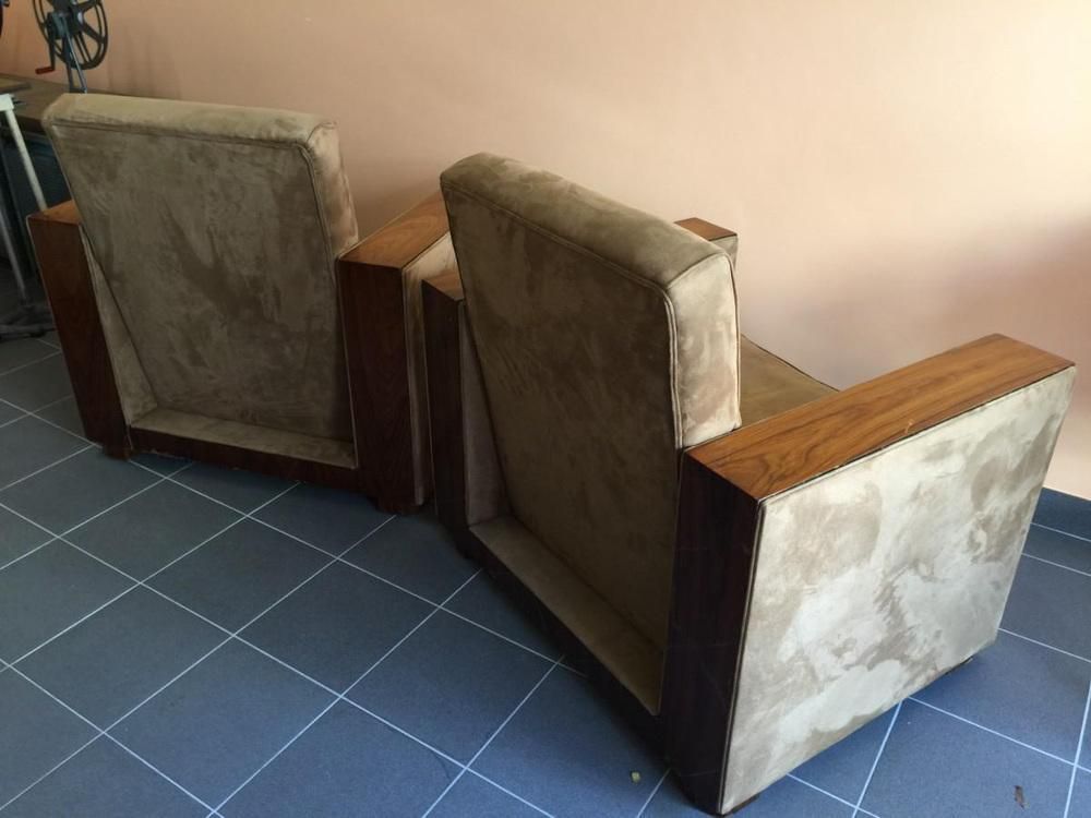 photo furniture Set Art Deco Clubfauteuils In Alcantara & Walnoot, 1930