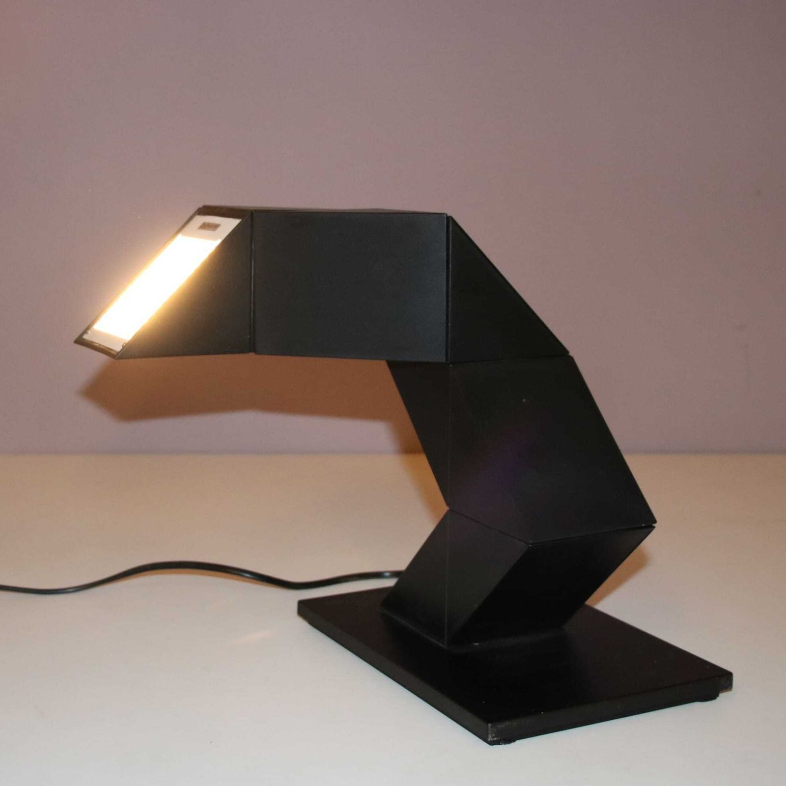 1980s “Zig Zag” Desk Lamp By Shui L. D. Chan For New Horizons, Hong Kong photo buy