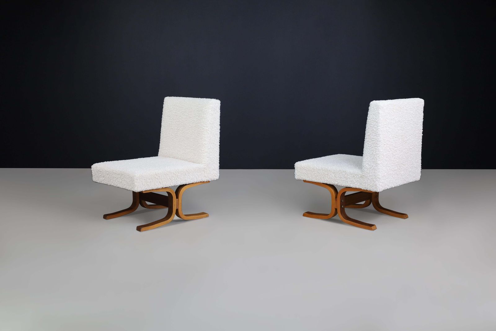 Set Of Two Ludvik Volak Bentwood Lounge Chairs In Off White Bouclé, Cz 1960s photo vintage