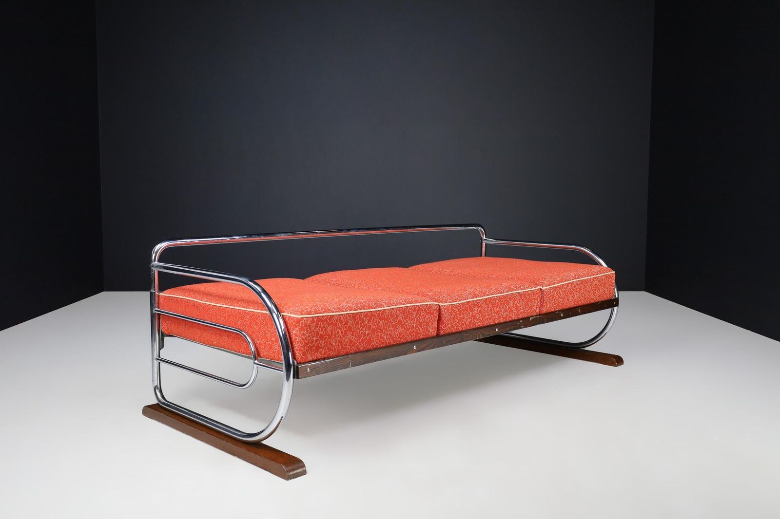 photo furniture Bauhaus Chrome Sofa With Original Upholstery By Hynek Gottwald, Prague 1930s