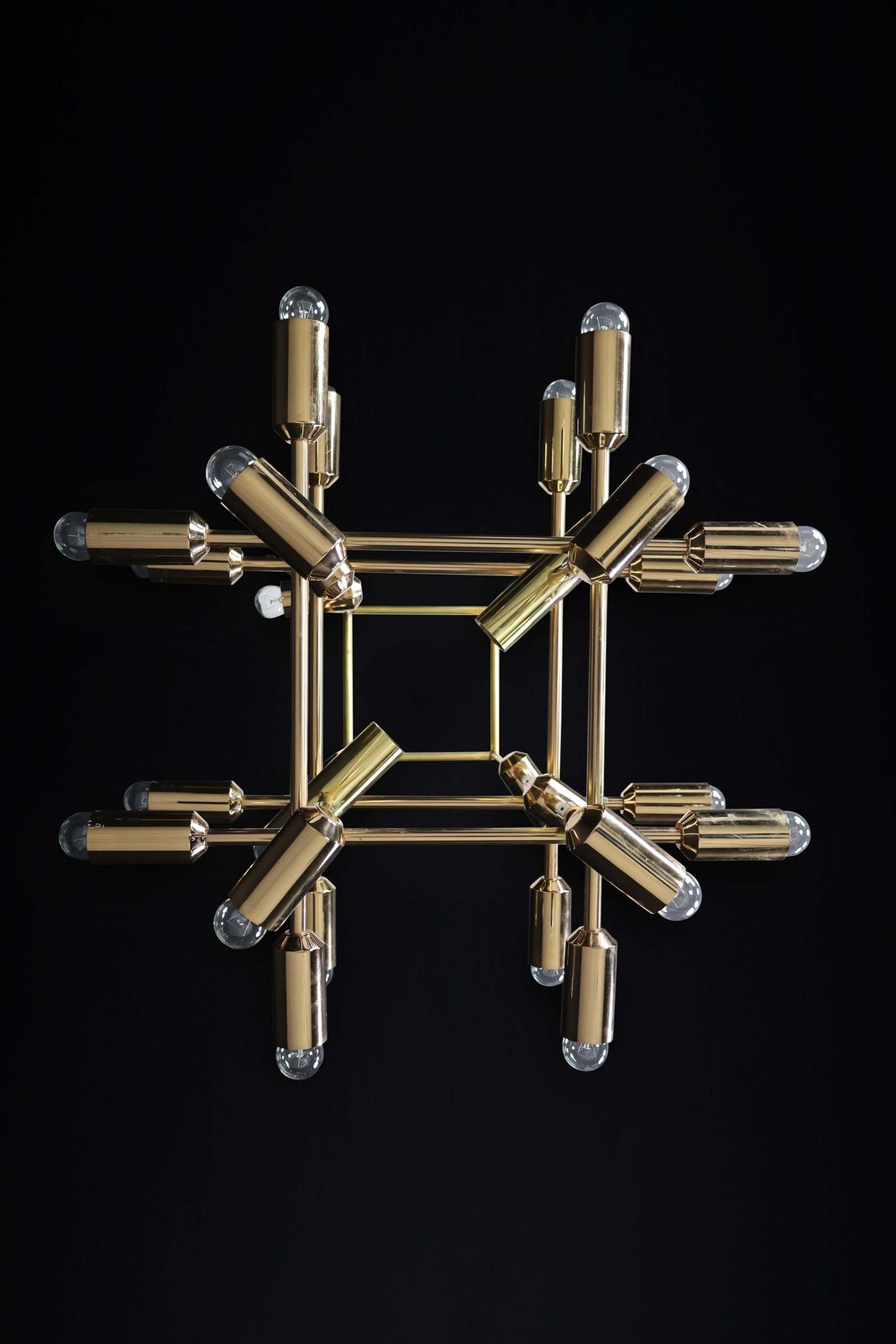 photo vintage Xl Mid Century Brass Chandelier With 40 Lights, Switzerland 1960s.
