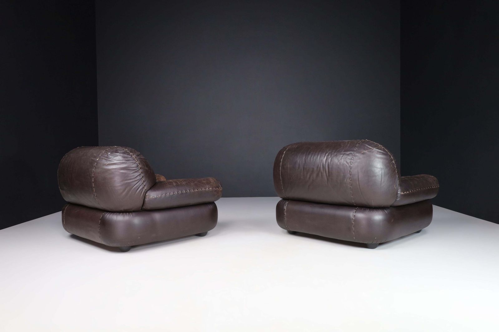Couple Of Lounge Chairs In Patinated Brown Leather By Sapporo For Mobil Girgi photo 4792.0