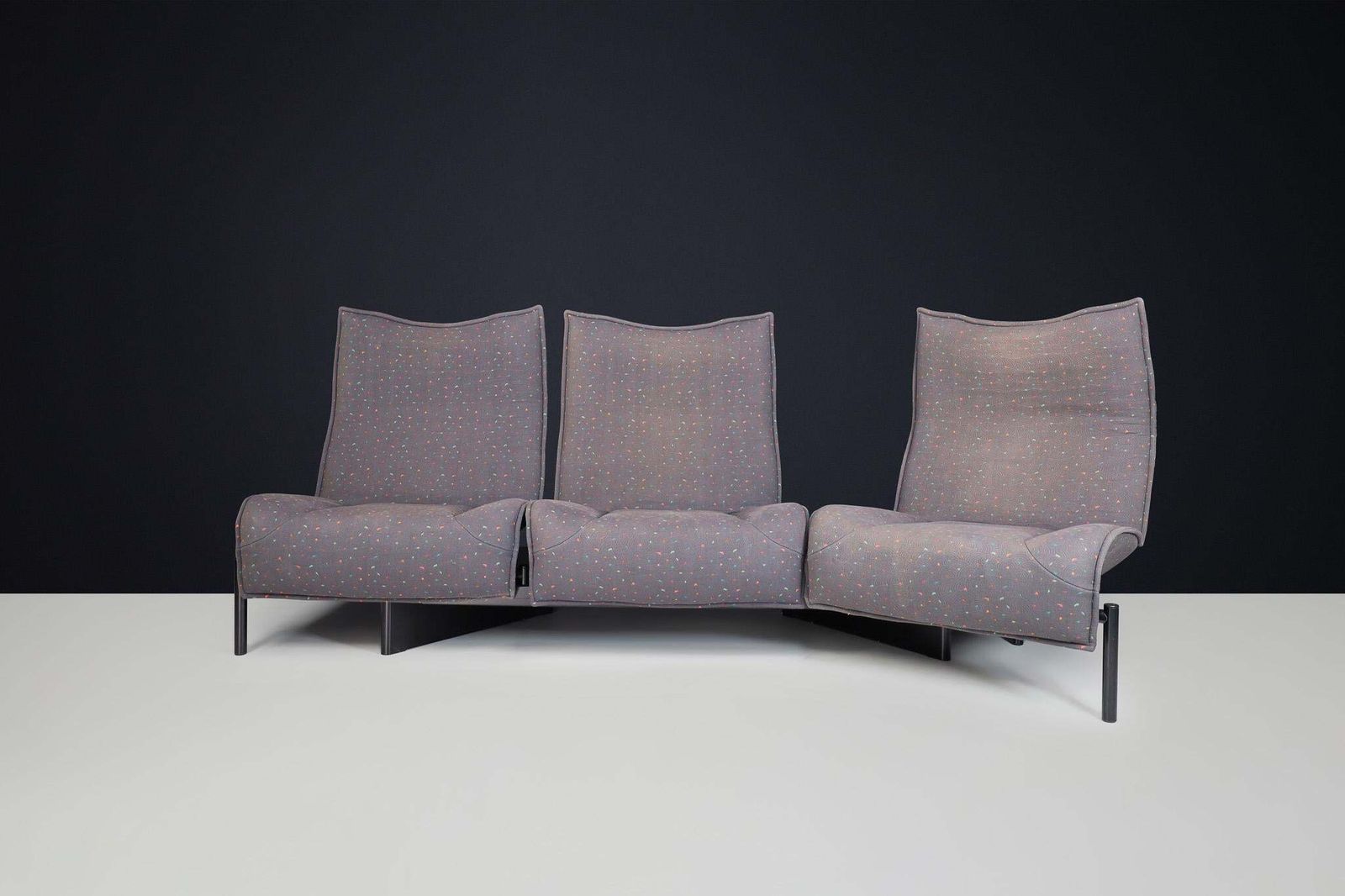 Modern 'Veranda' Sofa By Vico Magistretti For Cassina, In Original Fabric, Italy photo Furniture