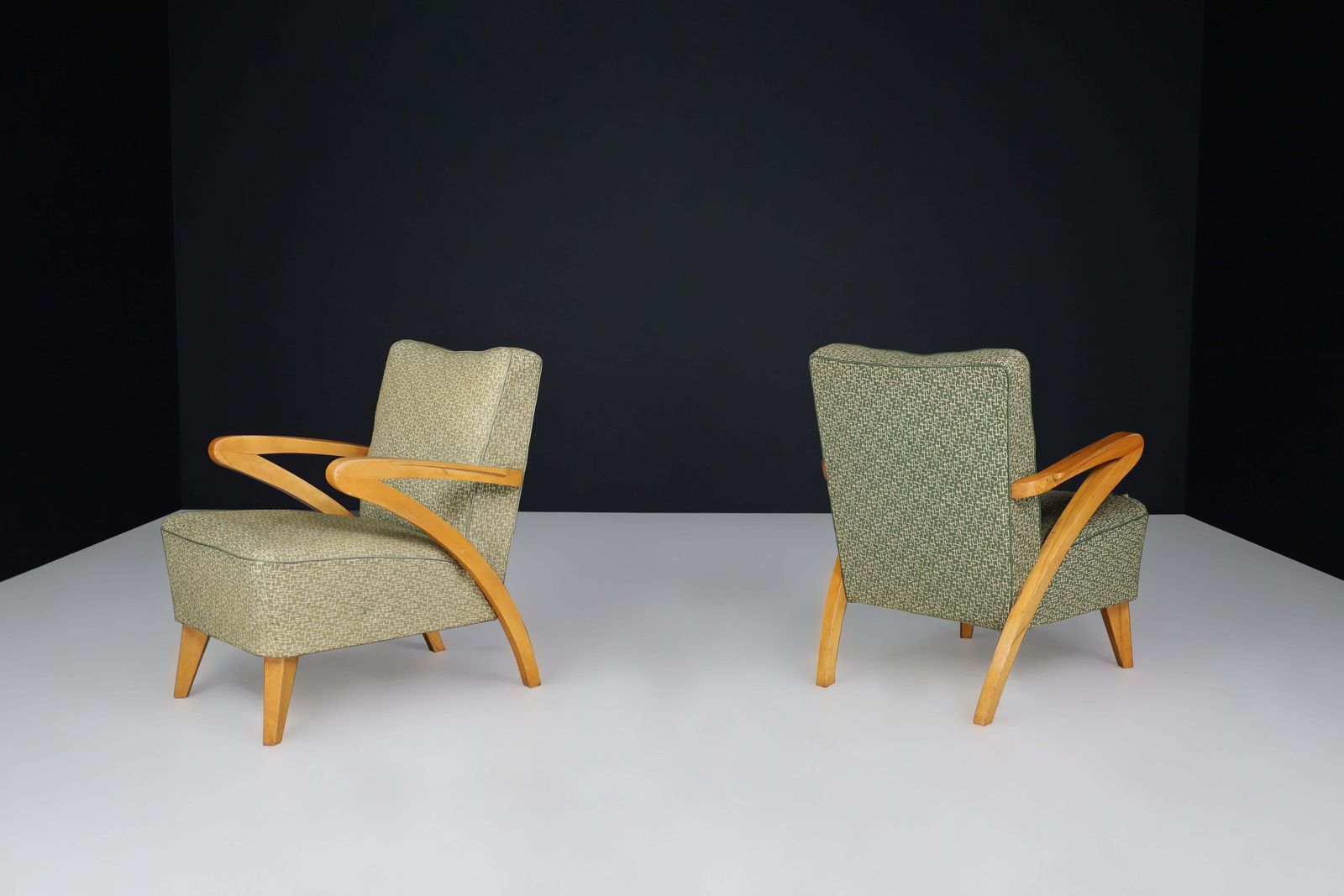 Pair Of Art Deco Armchairs With Original Upholstery, Prague, 1930s photo vintage