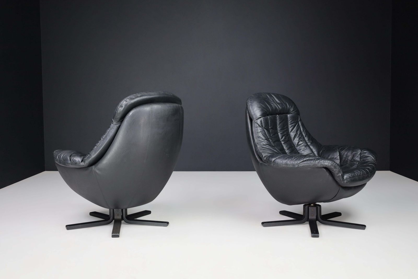 H.W. Klein For Bramin Leather Swivel Lounge Chairs, Denmark 1970s photo for sale