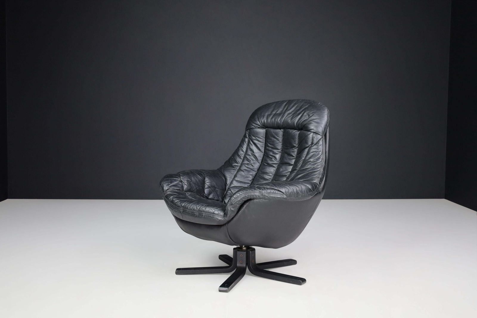 H.W. Klein For Bramin Leather Swivel Lounge Chairs, Denmark 1970s photo vintage