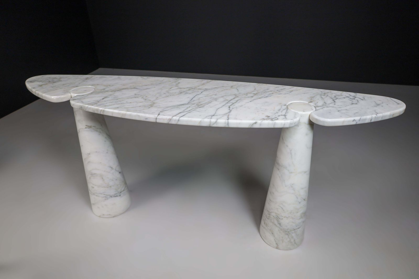 21644.0 Angelo Mangiarotti For Skipper White Carrara Marble "Eros" Consoles, Italy 1970s photo