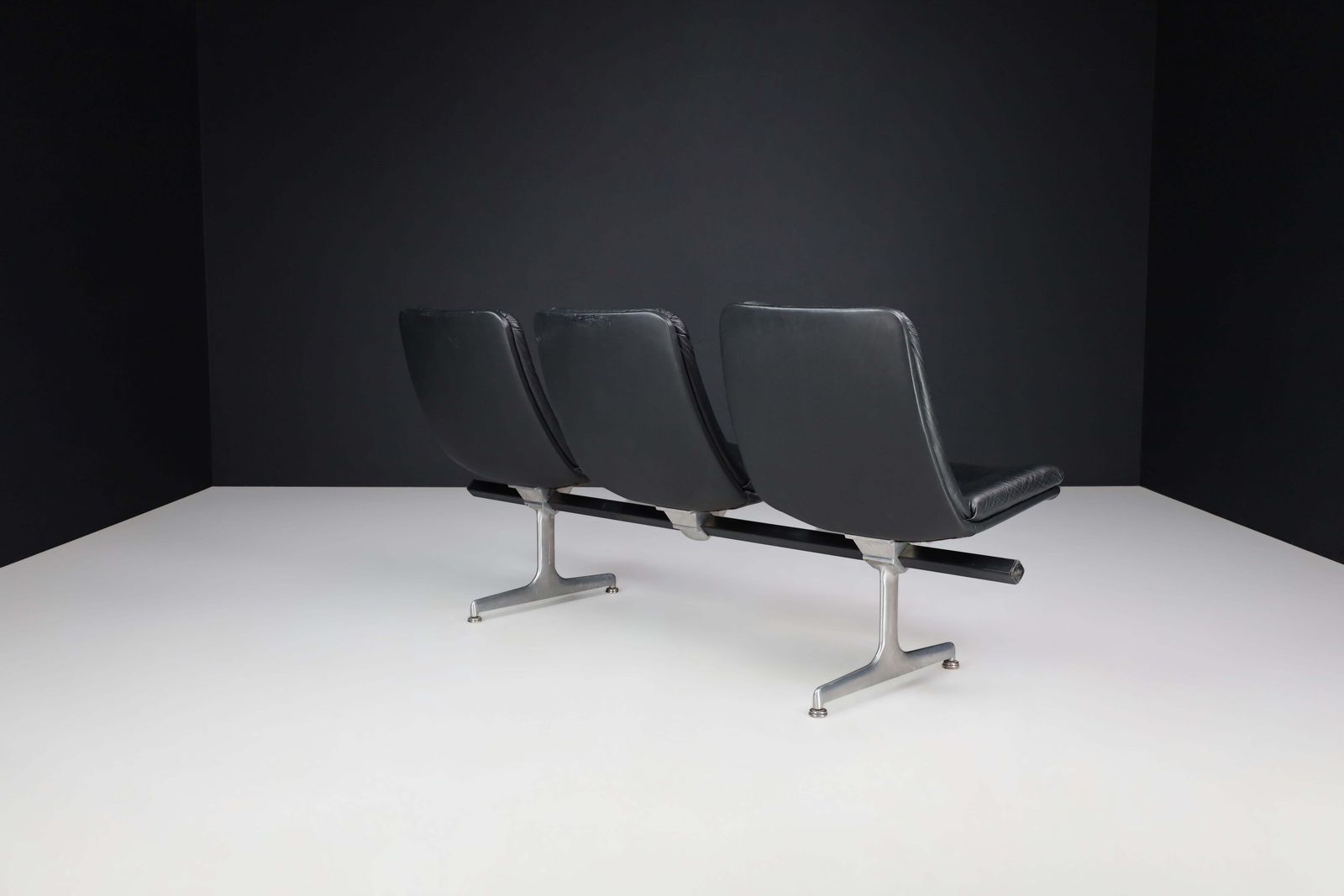 Geoffrey Harcourt Leather Bench For Artifort, The Netherlands, 1960s photo 2240.0