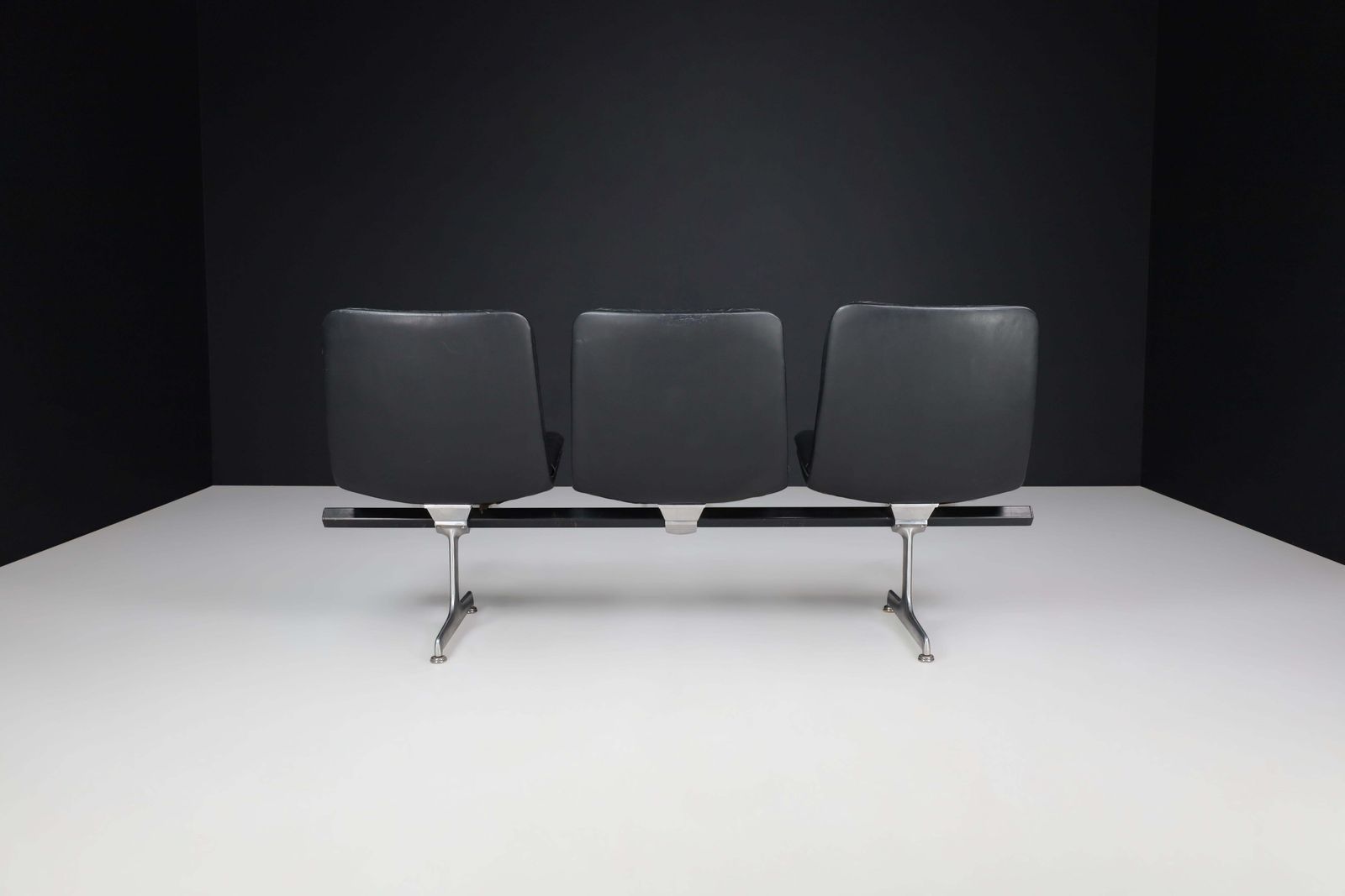 Geoffrey Harcourt Leather Bench For Artifort, The Netherlands, 1960s photo buy