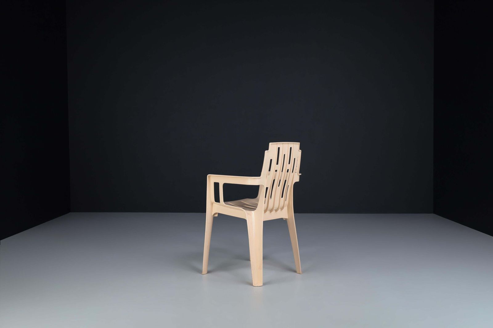 Pierre Paulin 'Boston' Chairs For Henry Massonnet, France 1988 photo vinterior