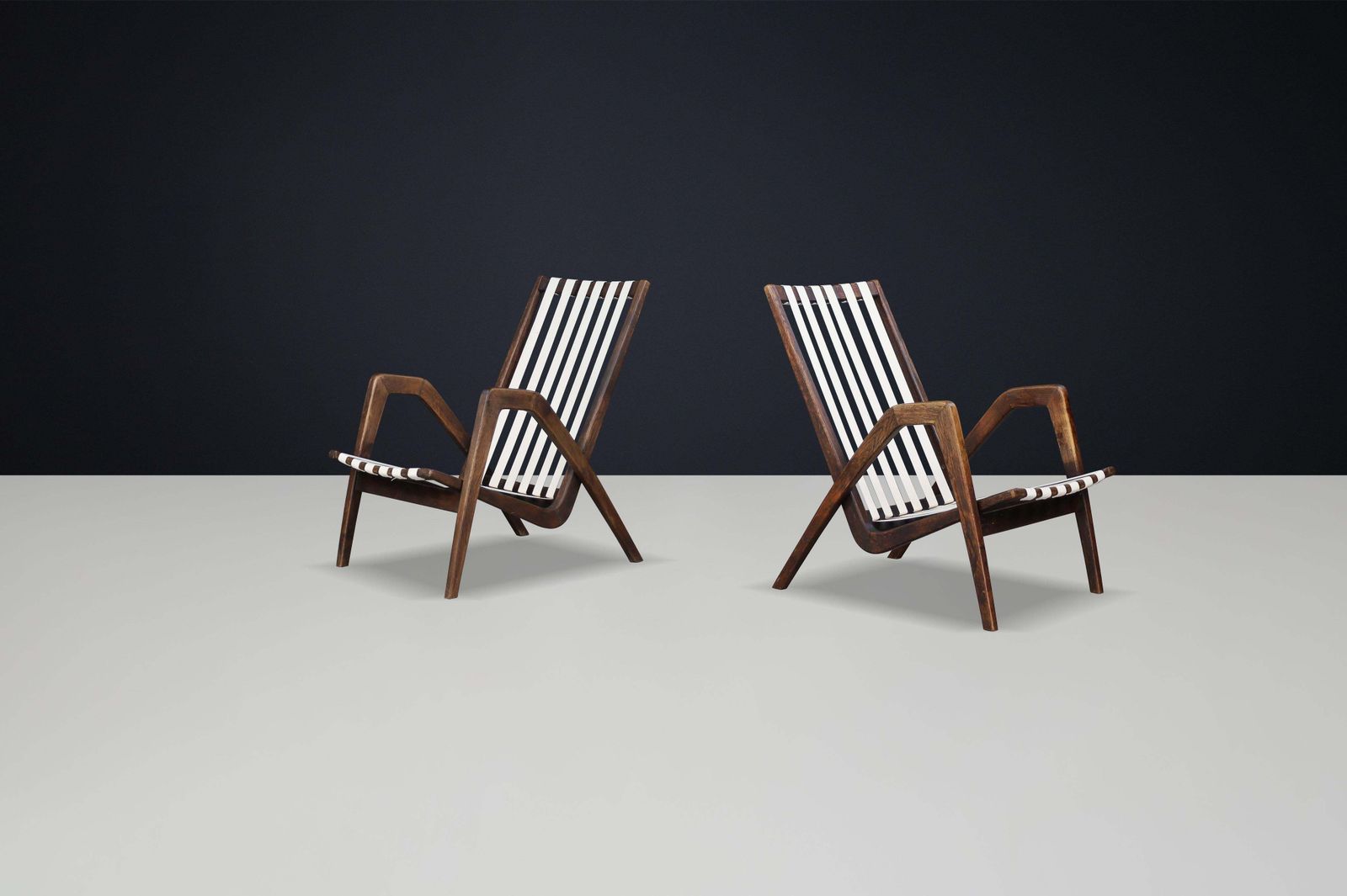 Rare Pair Of Jan Vaněk Sculptural Oak Lounge Chairs, 1940s Czech Modernism photo furniture