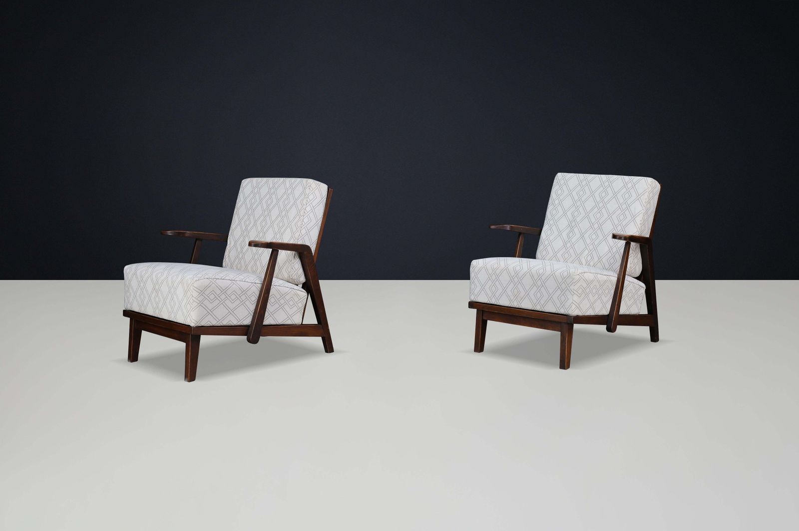 Sculptural 1950s Czech Oak Lounge Chairs – Mid Century Modern, Newly Upholstered photo vinterior
