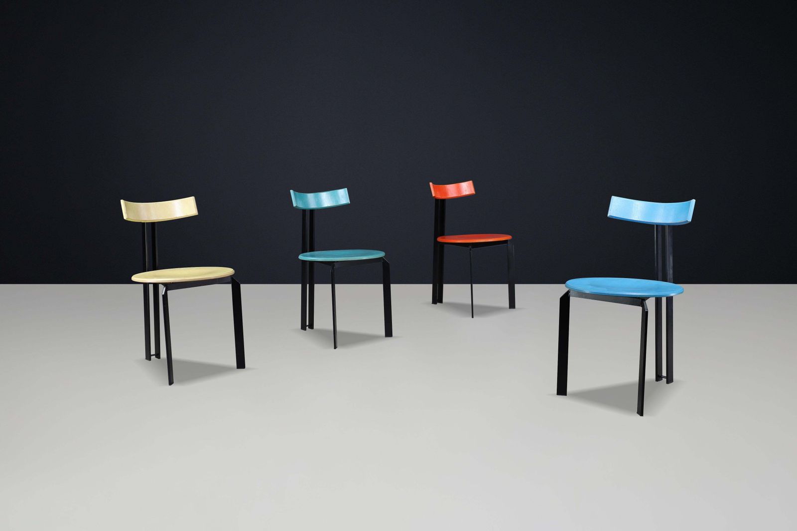 photo furniture Set Of 4 ‘Zeta’ Postmodern Dining Chairs By Harvink, Netherlands, 1980s