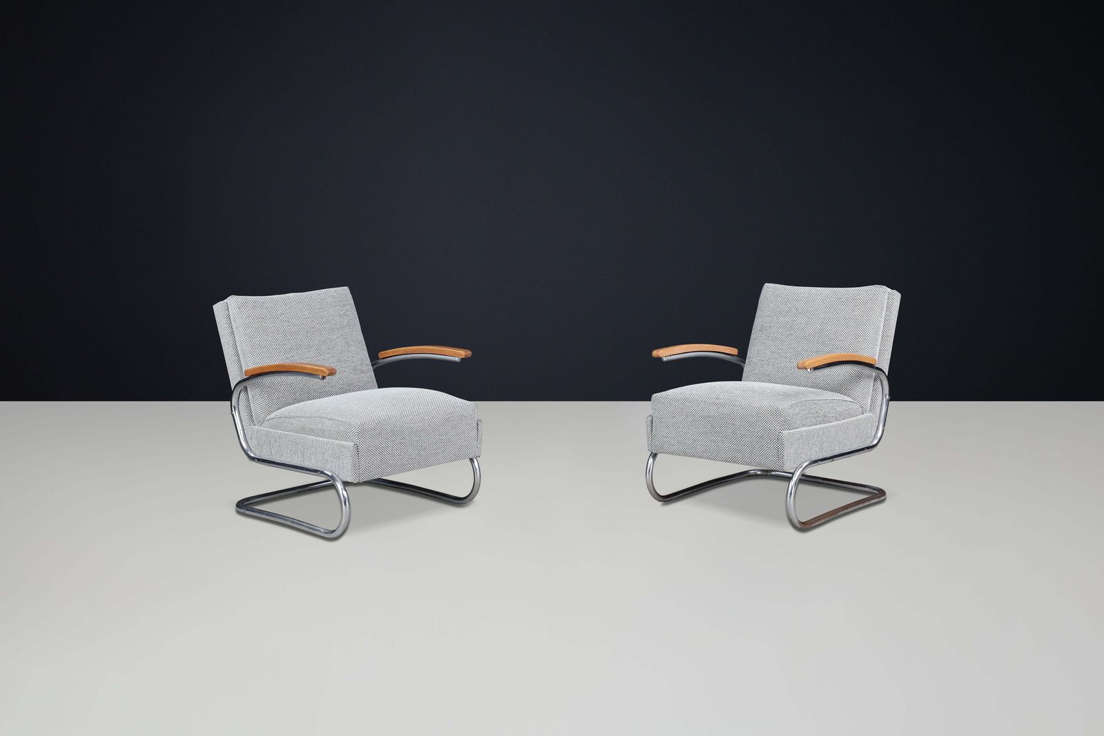 Pair Of Reupholstered Bauhaus Thonet Cantilever Armchairs In Tubular Steel, 1935 photo furniture