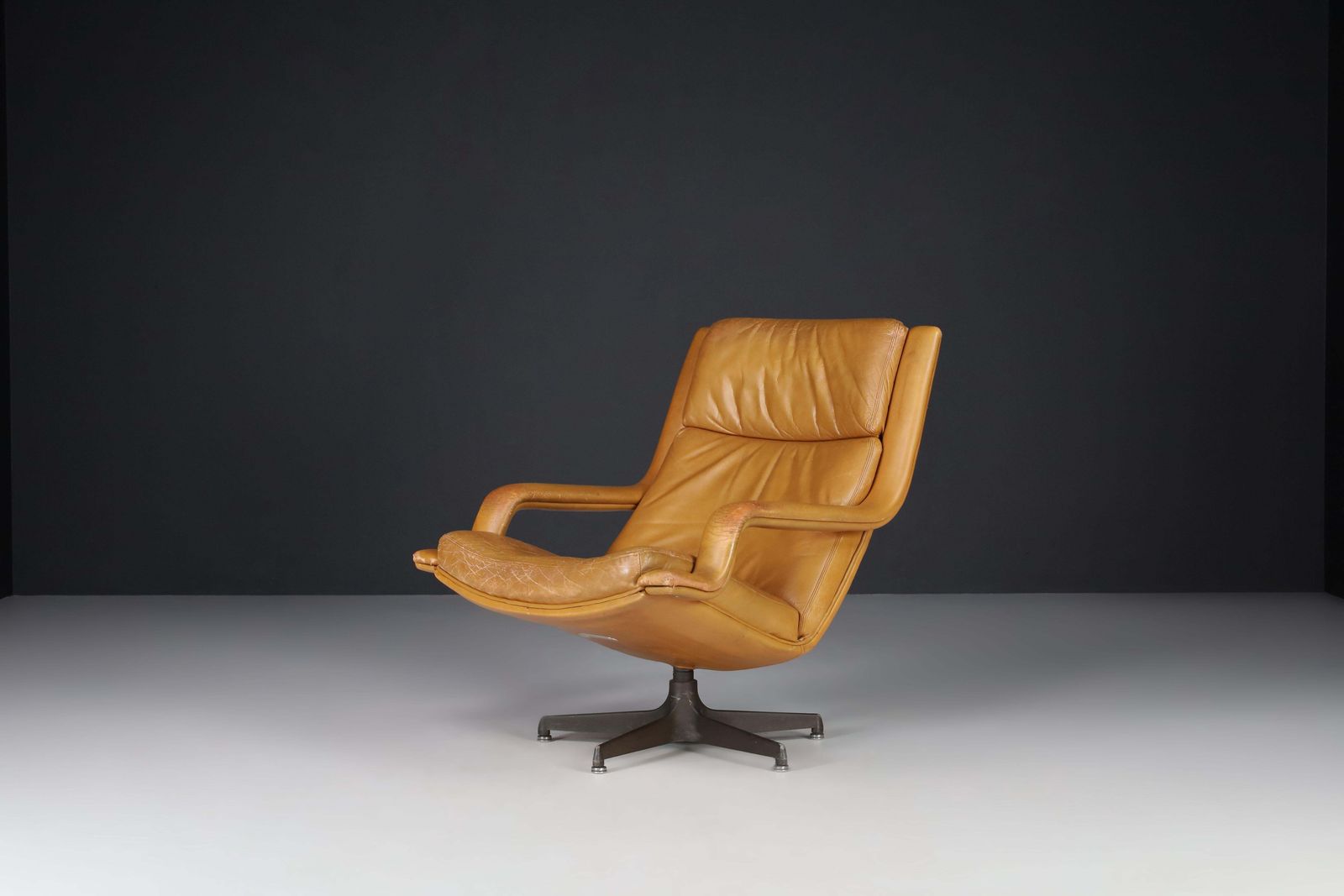 photo for sale Geoffrey Harcourt Patinated Cognac Leather Swivel Lounge Chair, The Netherlands