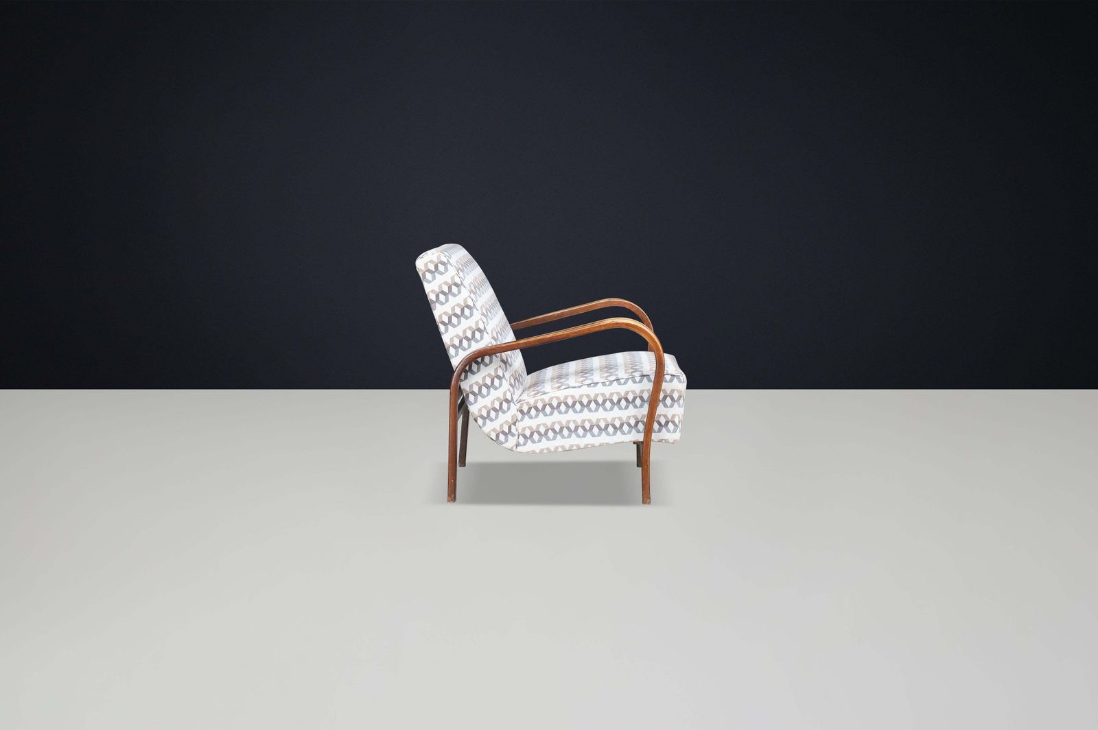 Patinated 1930s Czech Lounge Chairs By Koželka & Kropáček. photo vinterior