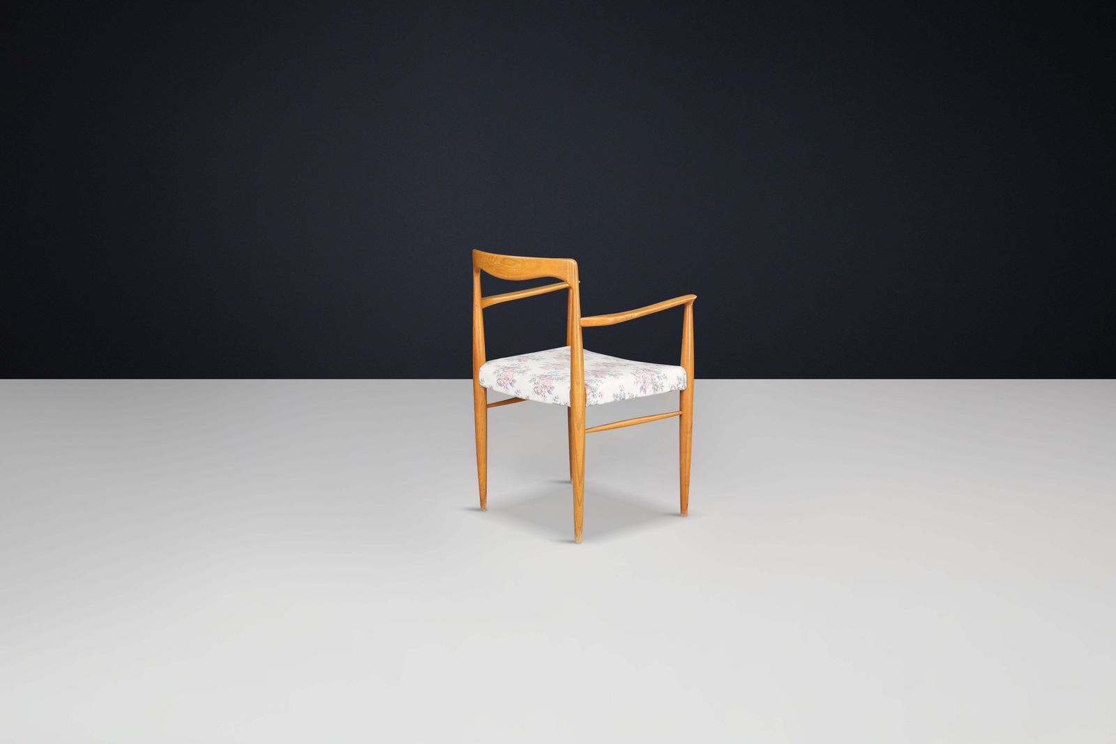 photo furniture Set Of Dining Chairs By Sedláček & Vyčítal, Czechoslovakia, 1970s — 24 Available